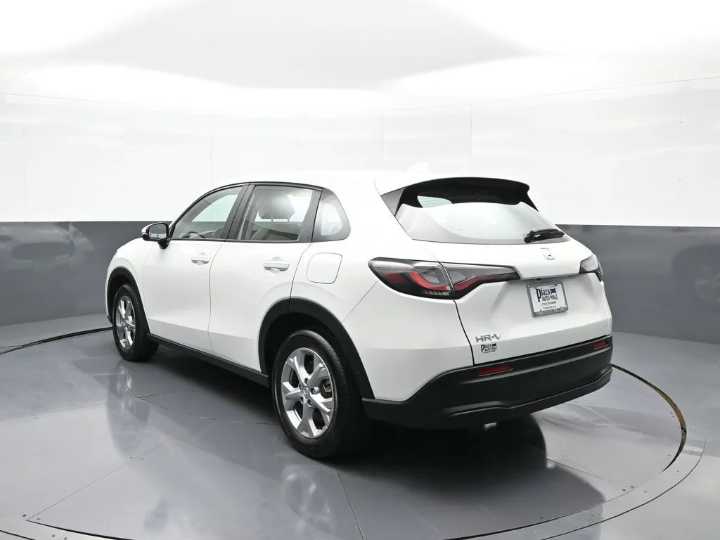 2025 Honda HR-V LX - Photo 8