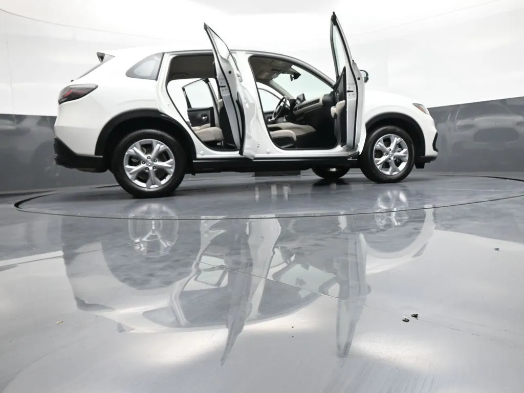 2025 Honda HR-V LX - Photo 46