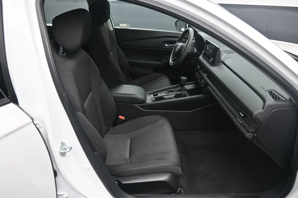 2024 Honda Accord EX - Photo 25