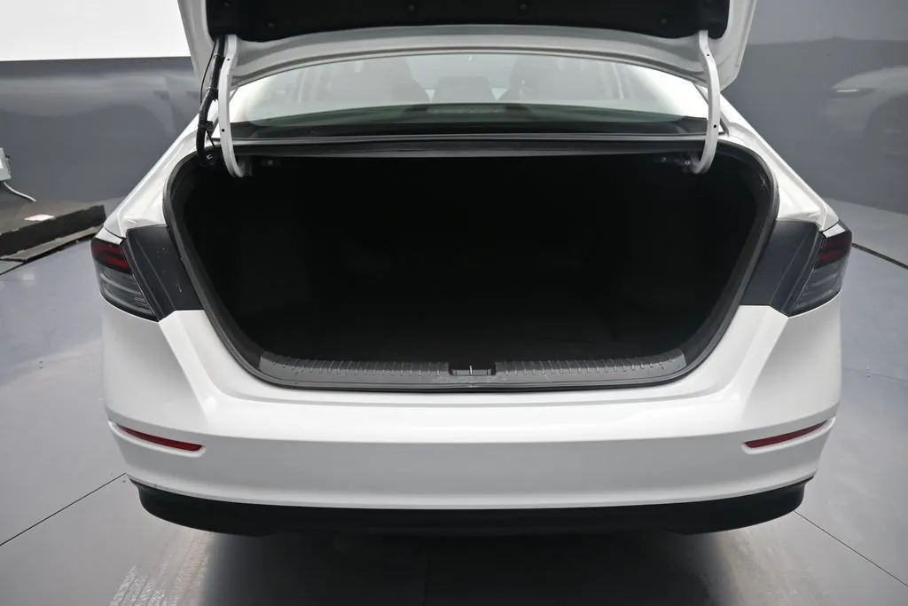 2024 Honda Accord EX - Photo 22