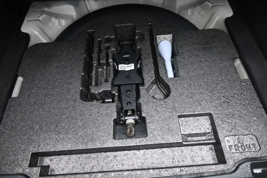 2024 Honda Accord EX - Photo 23