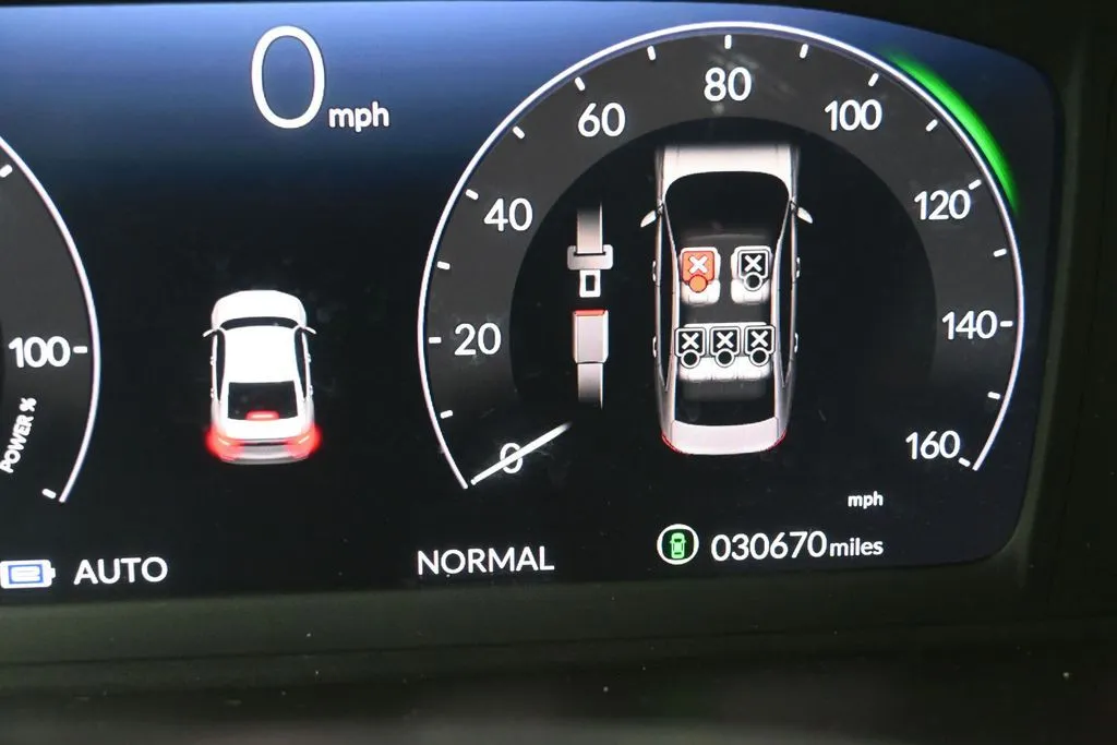 2024 Honda Accord Hybrid EX-L - Photo 16