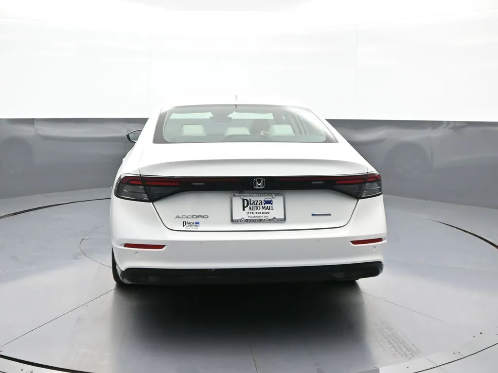 2024 Honda Accord Hybrid EX-L - Photo 7