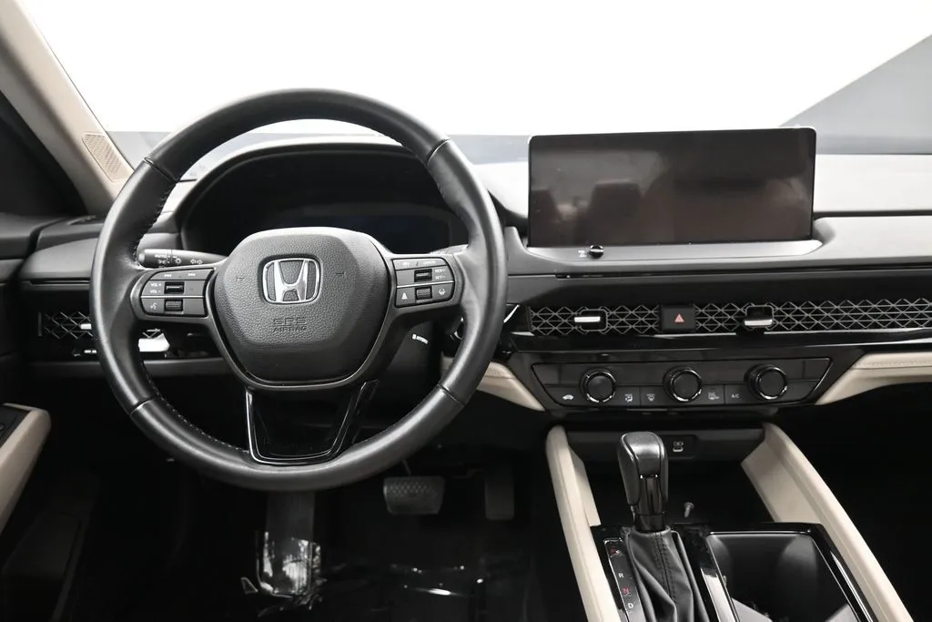 2024 Honda Accord Hybrid EX-L - Photo 20