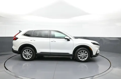 More photos of 2024 Honda CR-V EX at Plaza Honda, NY