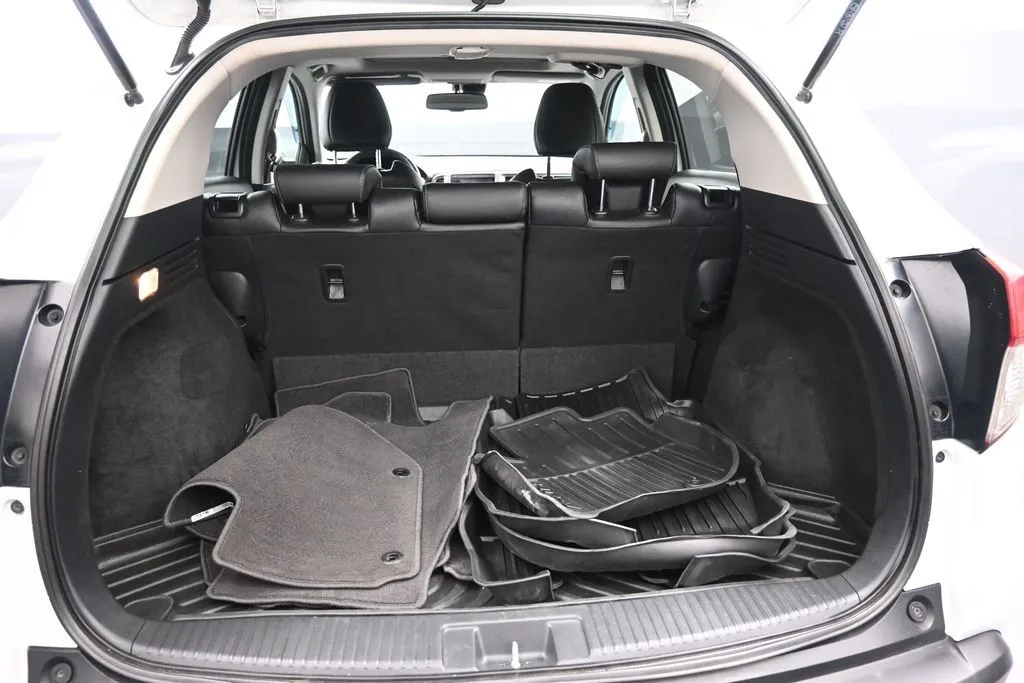 2021 Honda HR-V EX-L - Photo 18