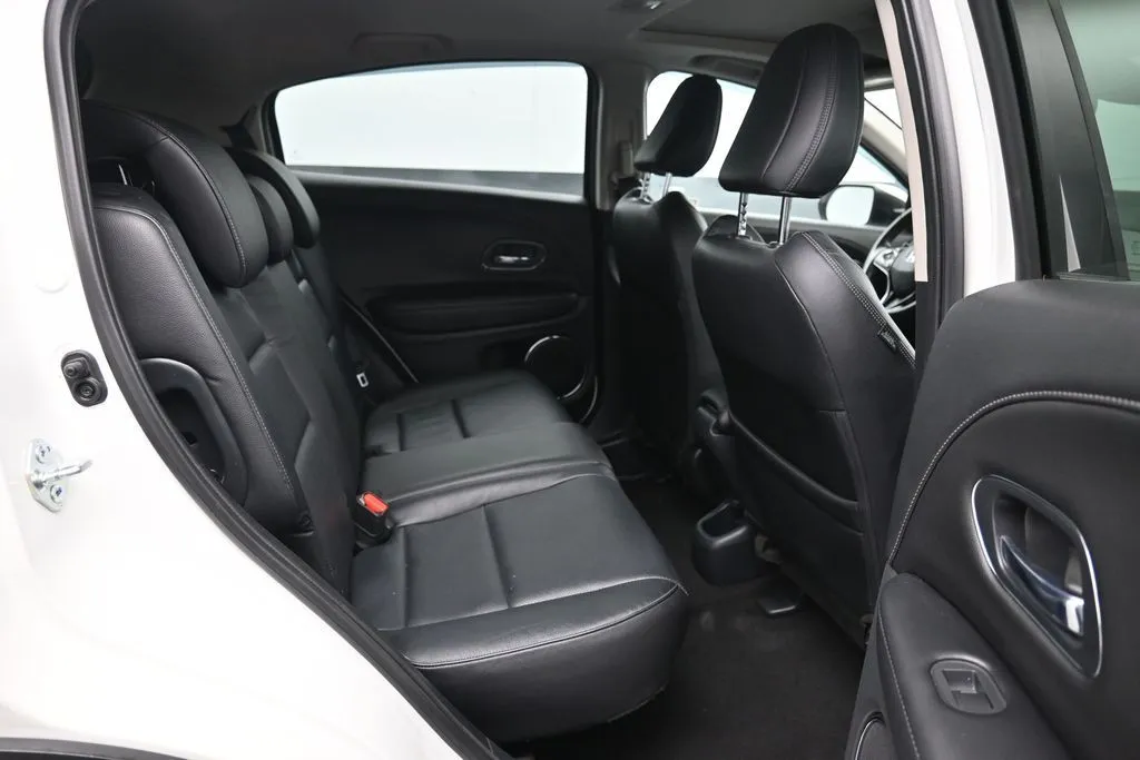 2021 Honda HR-V EX-L - Photo 19