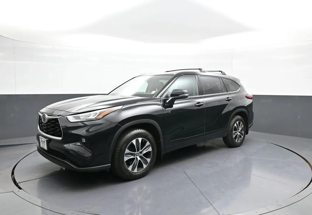2020 Toyota Highlander XLE for sale in Brooklyn, NY