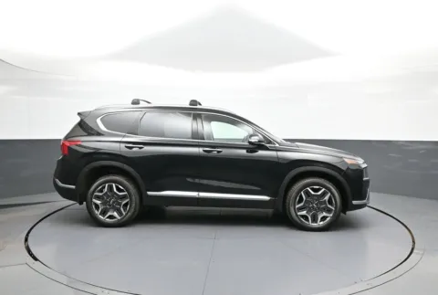 More photos of 2023 Hyundai Santa Fe Limited at Plaza Honda, NY