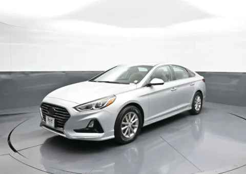 Silver 2018 Hyundai Sonata SE for sale in Brooklyn, NY