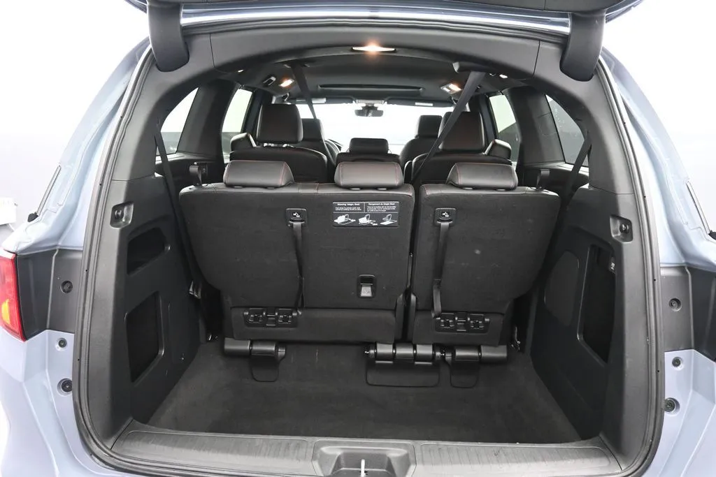2024 Honda Odyssey SPORT - Photo 24