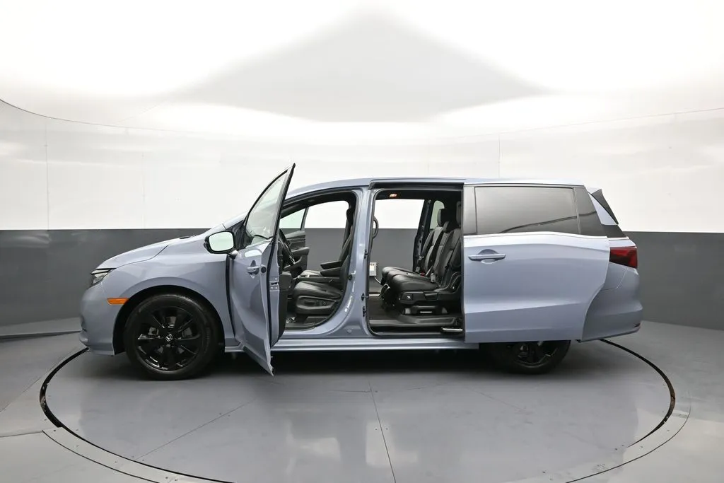 2024 Honda Odyssey SPORT - Photo 46
