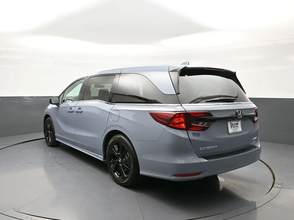 2024 Honda Odyssey SPORT - Photo 8
