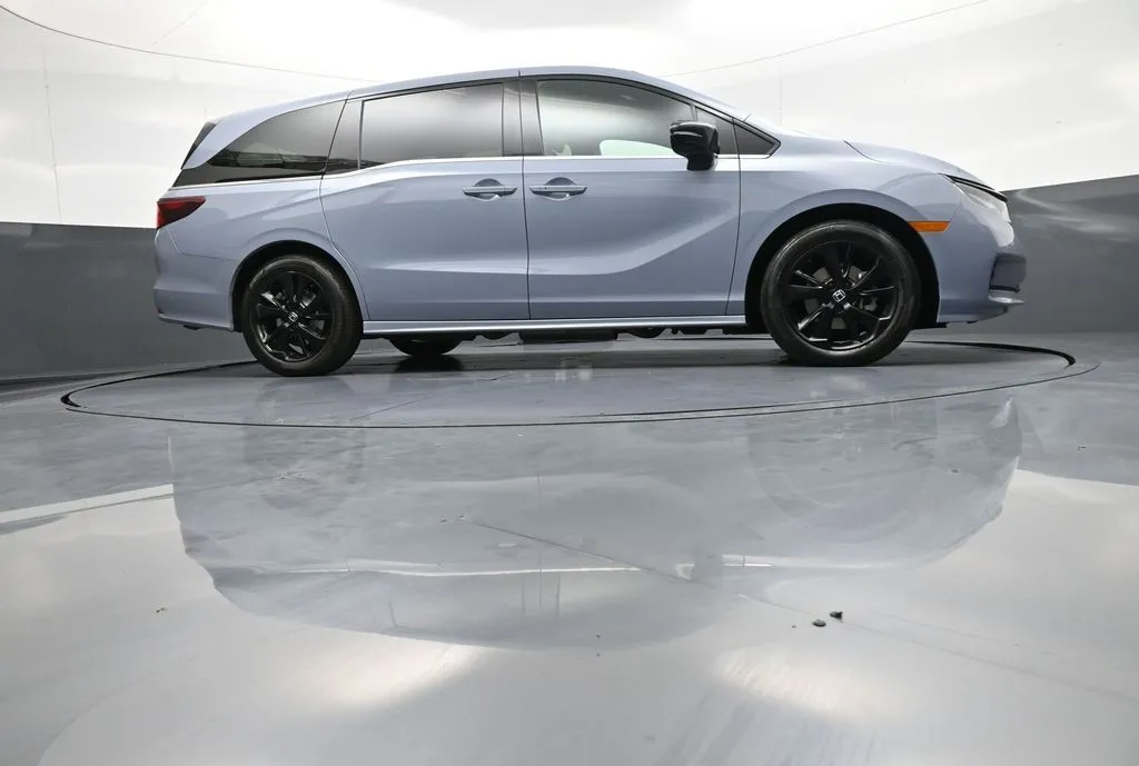 2024 Honda Odyssey SPORT - Photo 32