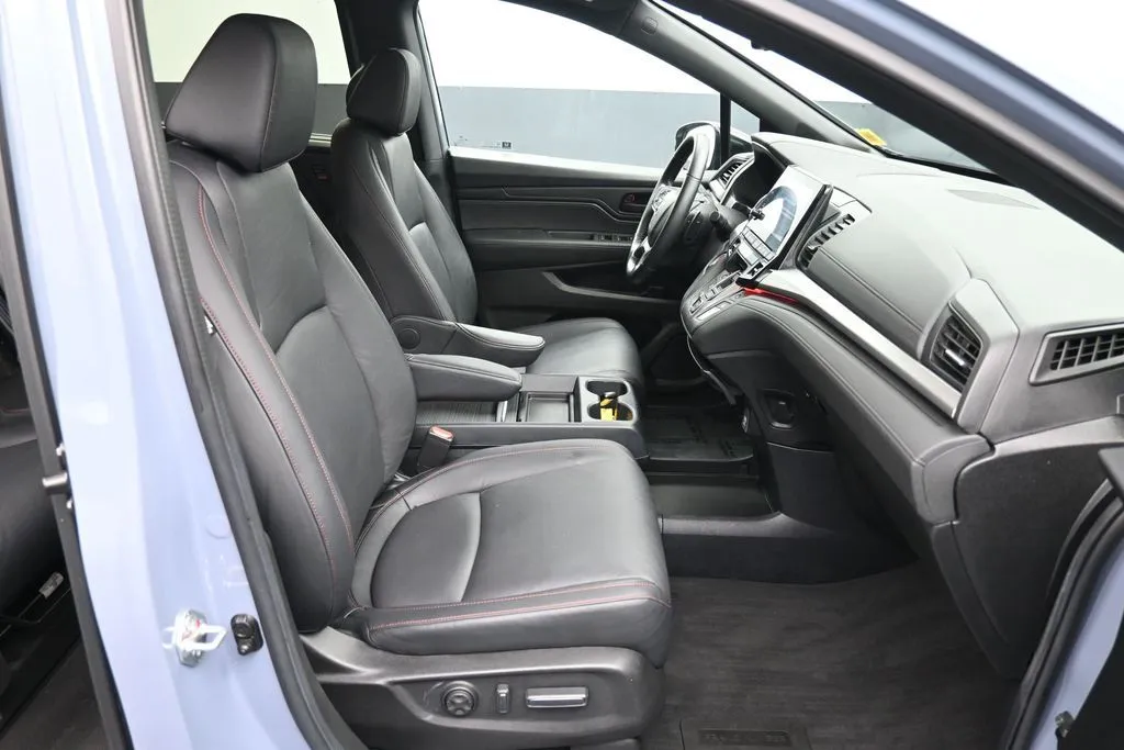 2024 Honda Odyssey SPORT - Photo 28