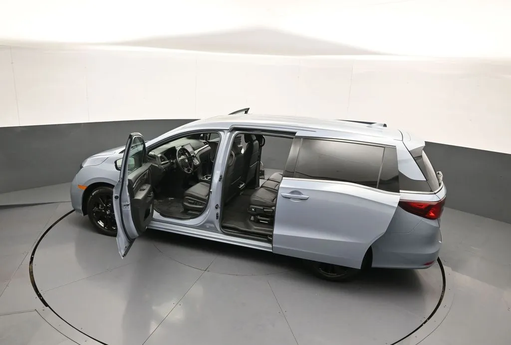 2024 Honda Odyssey SPORT - Photo 47