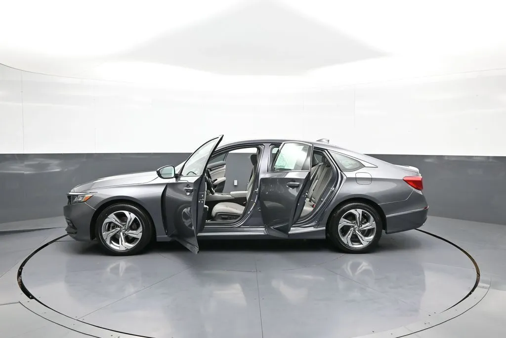 2020 Honda Accord EX-L - Photo 43