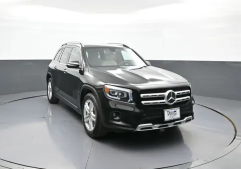 Another view of 2020 Mercedes-Benz GLB 250 for sale in Brooklyn, NY at Plaza Honda