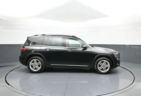 More photos of 2020 Mercedes-Benz GLB 250 at Plaza Honda, NY