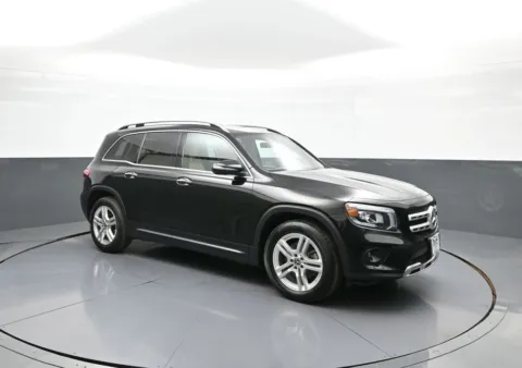 More photos of 2020 Mercedes-Benz GLB 250 at Plaza Honda, NY