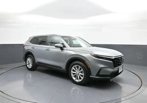 More photos of 2024 Honda CR-V EX-L at Plaza Honda, NY
