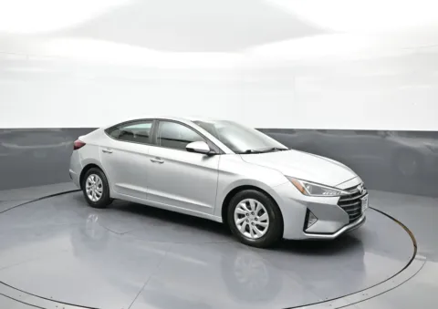 More photos of 2019 Hyundai Elantra SE at Plaza Honda, NY