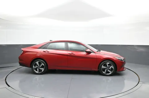 More photos of 2023 Hyundai Elantra SEL at Plaza Honda, NY