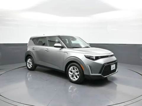 More photos of 2023 Kia Soul S at Plaza Honda, NY