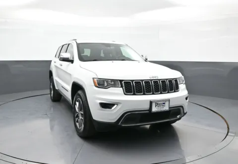 Another view of 2018 Jeep Grand Cherokee Limited for sale in Brooklyn, NY at Plaza Honda