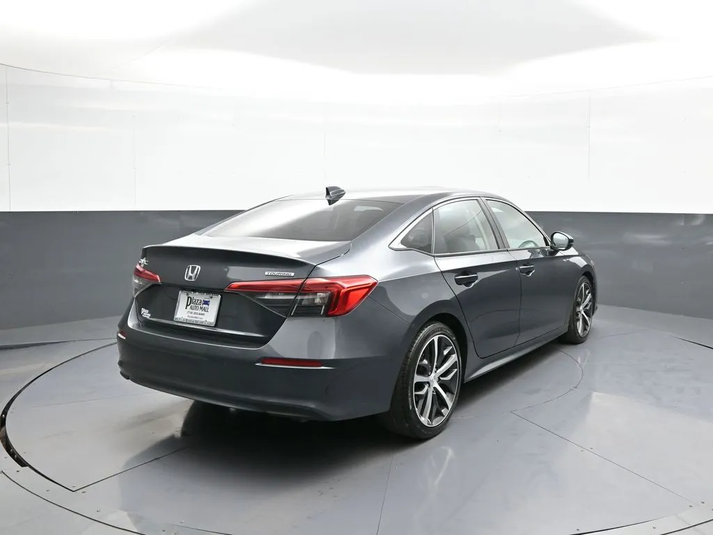 2024 Honda Civic Touring - Photo 6