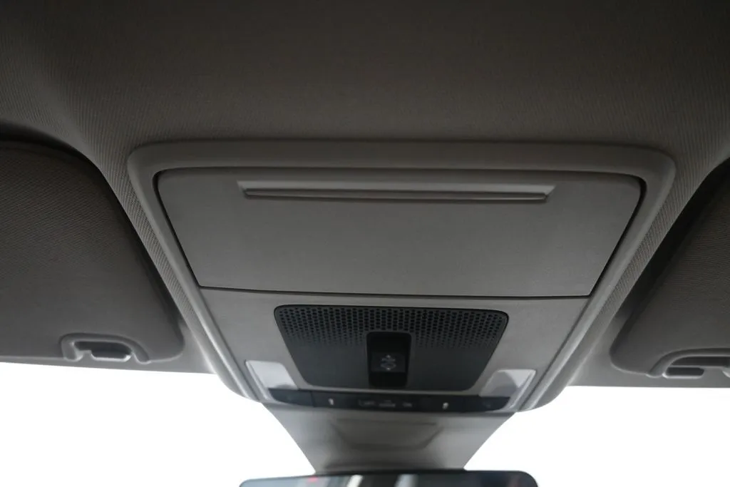 2024 Honda Civic Touring - Photo 17