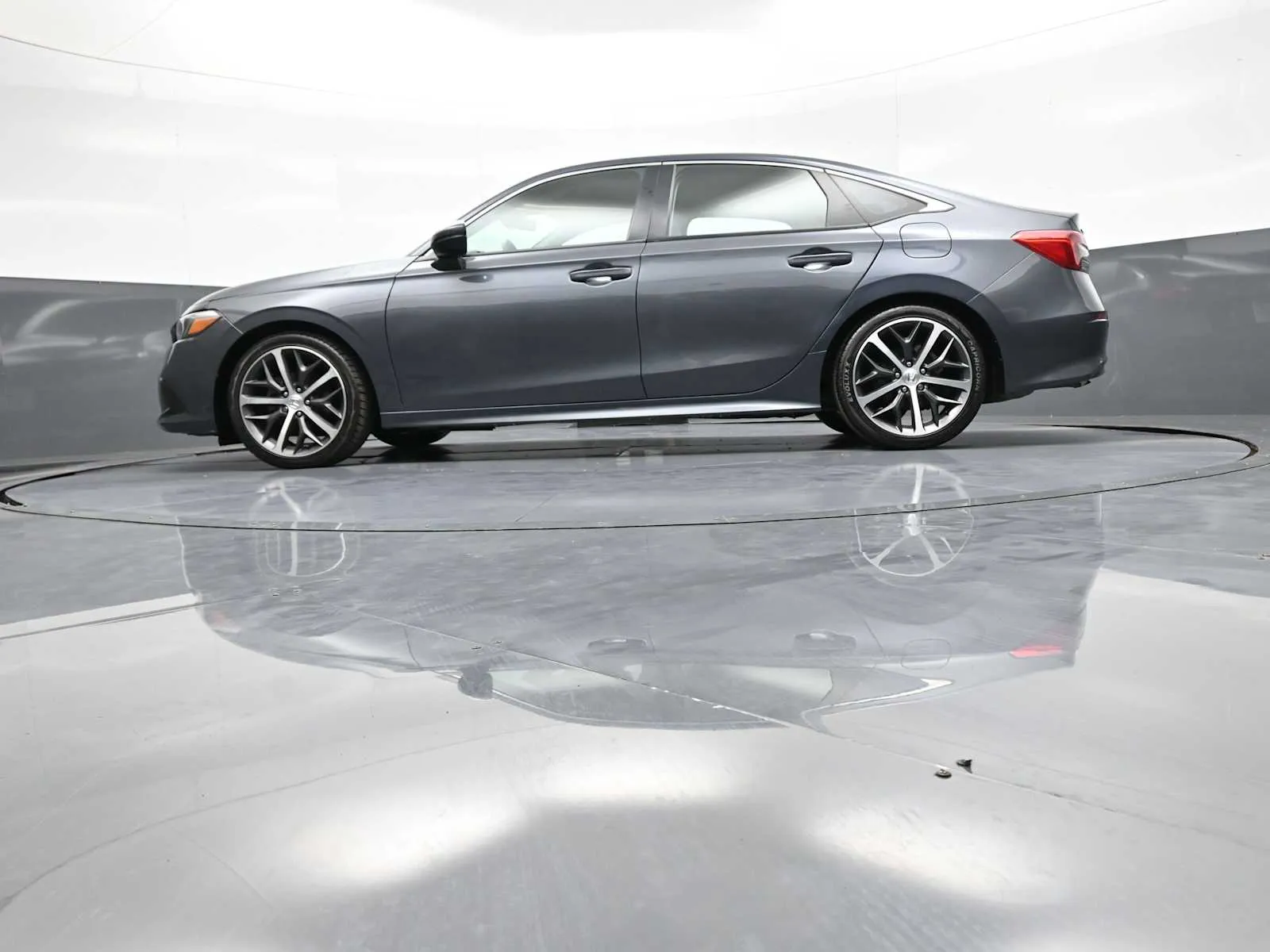 2024 Honda Civic Touring - Photo 32