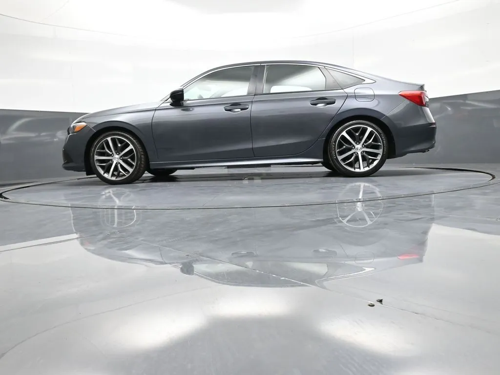 2024 Honda Civic Touring - Photo 32