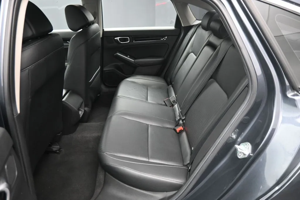 2024 Honda Civic Touring - Photo 21