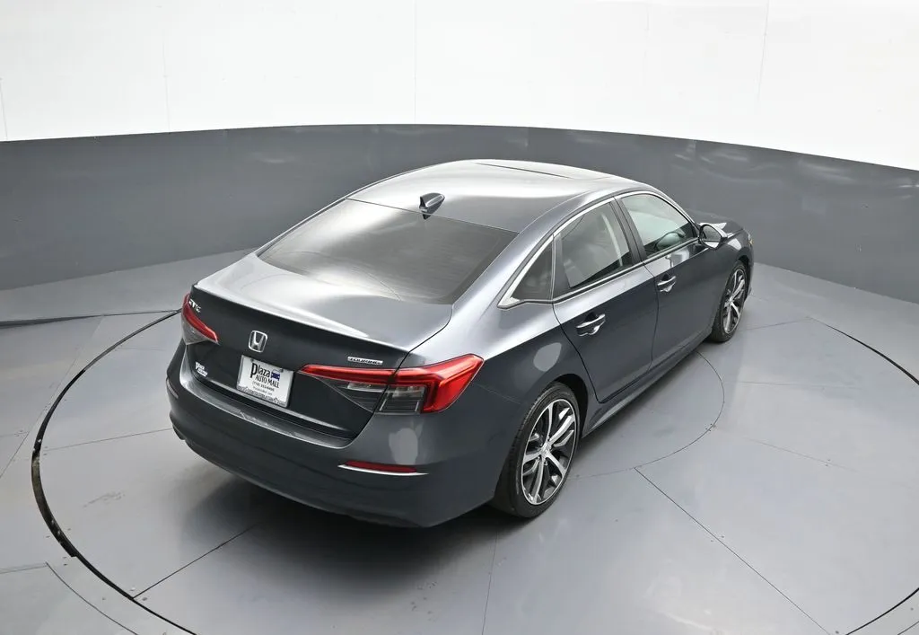 2024 Honda Civic Touring - Photo 37