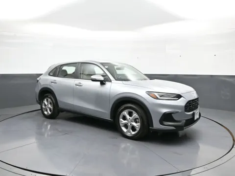 More photos of 2023 Honda HR-V LX at Plaza Honda, NY