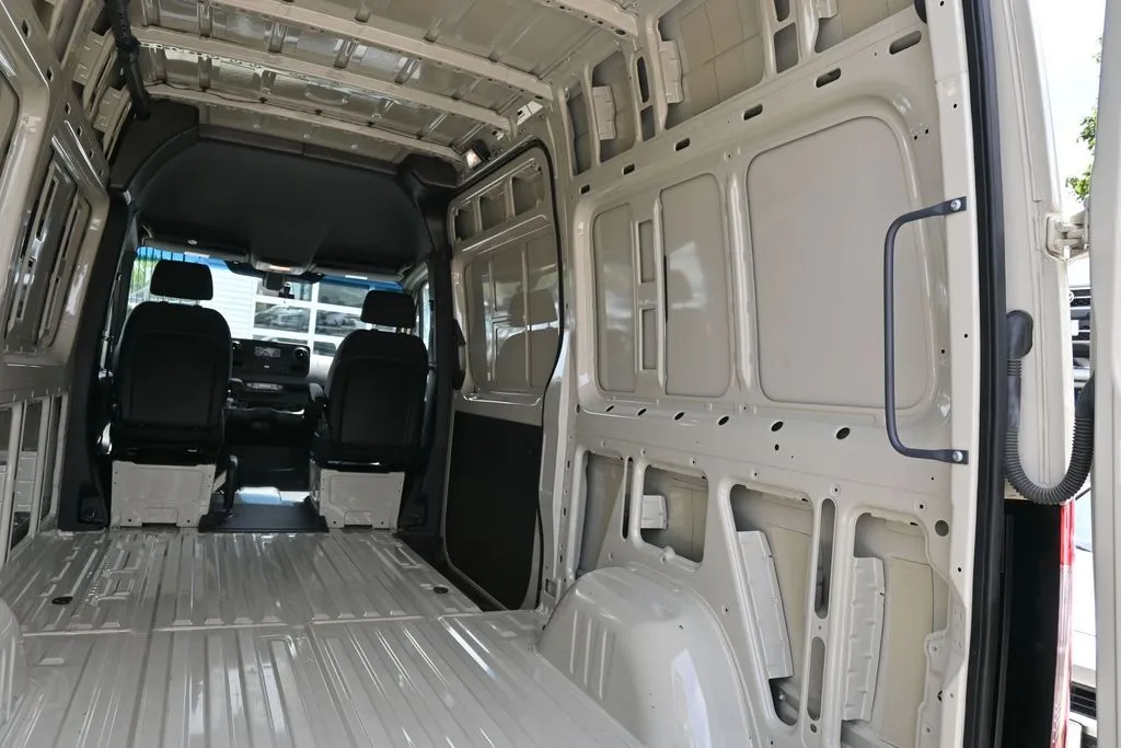2024 Mercedes-Benz Sprinter Cargo Van Base - Photo 28