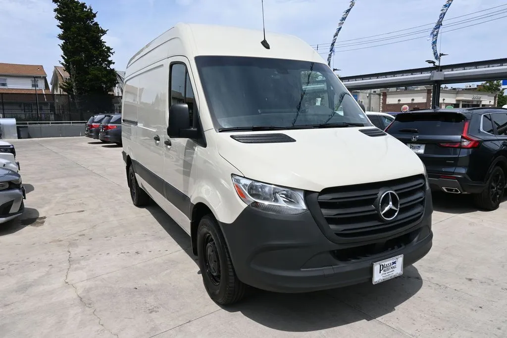 2024 Mercedes-Benz Sprinter Cargo Van Base - Photo 10