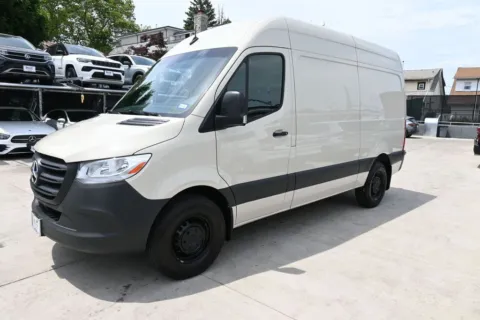 Another view of 2024 Mercedes-Benz Sprinter 2500 Cargo 144 WB for sale in Brooklyn, NY at Plaza Honda