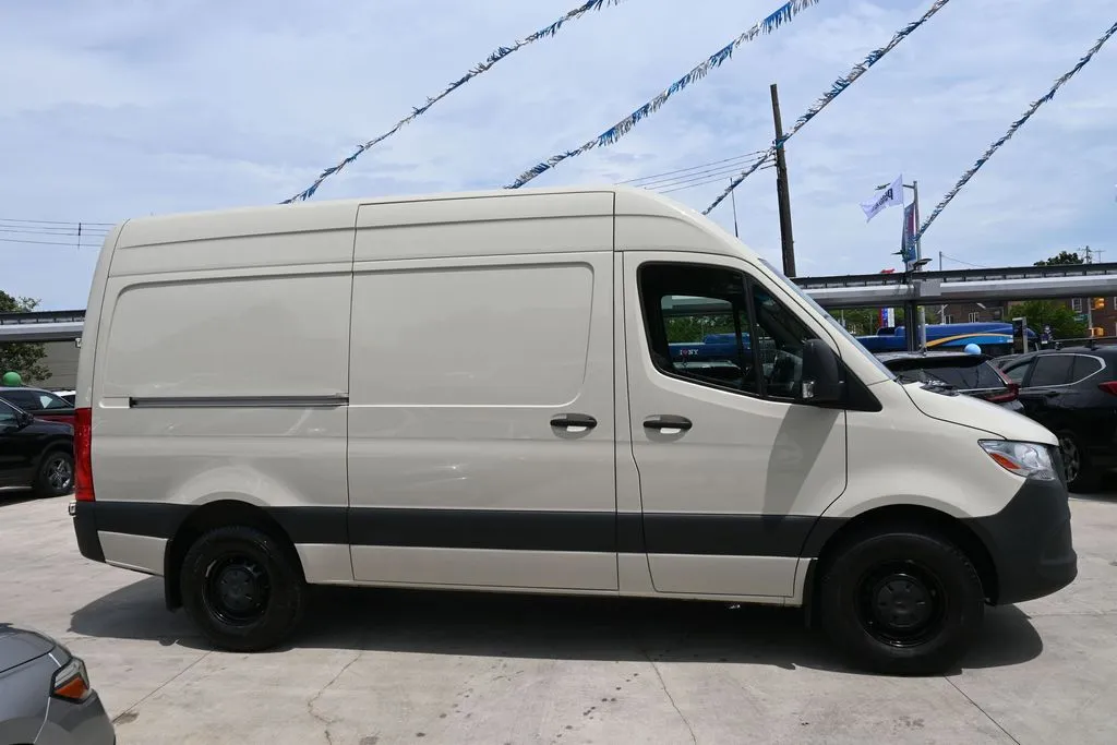 2024 Mercedes-Benz Sprinter Cargo Van Base - Photo 8