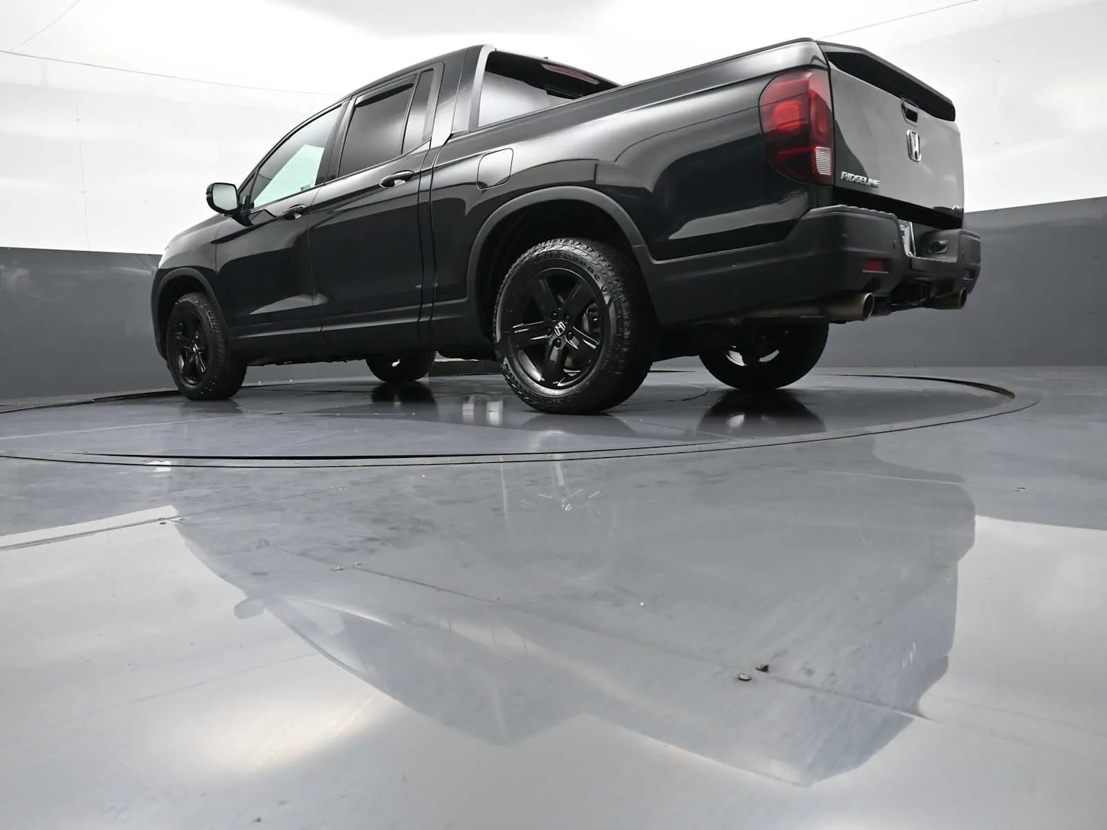 2023 Honda Ridgeline Black Edition - Photo 31