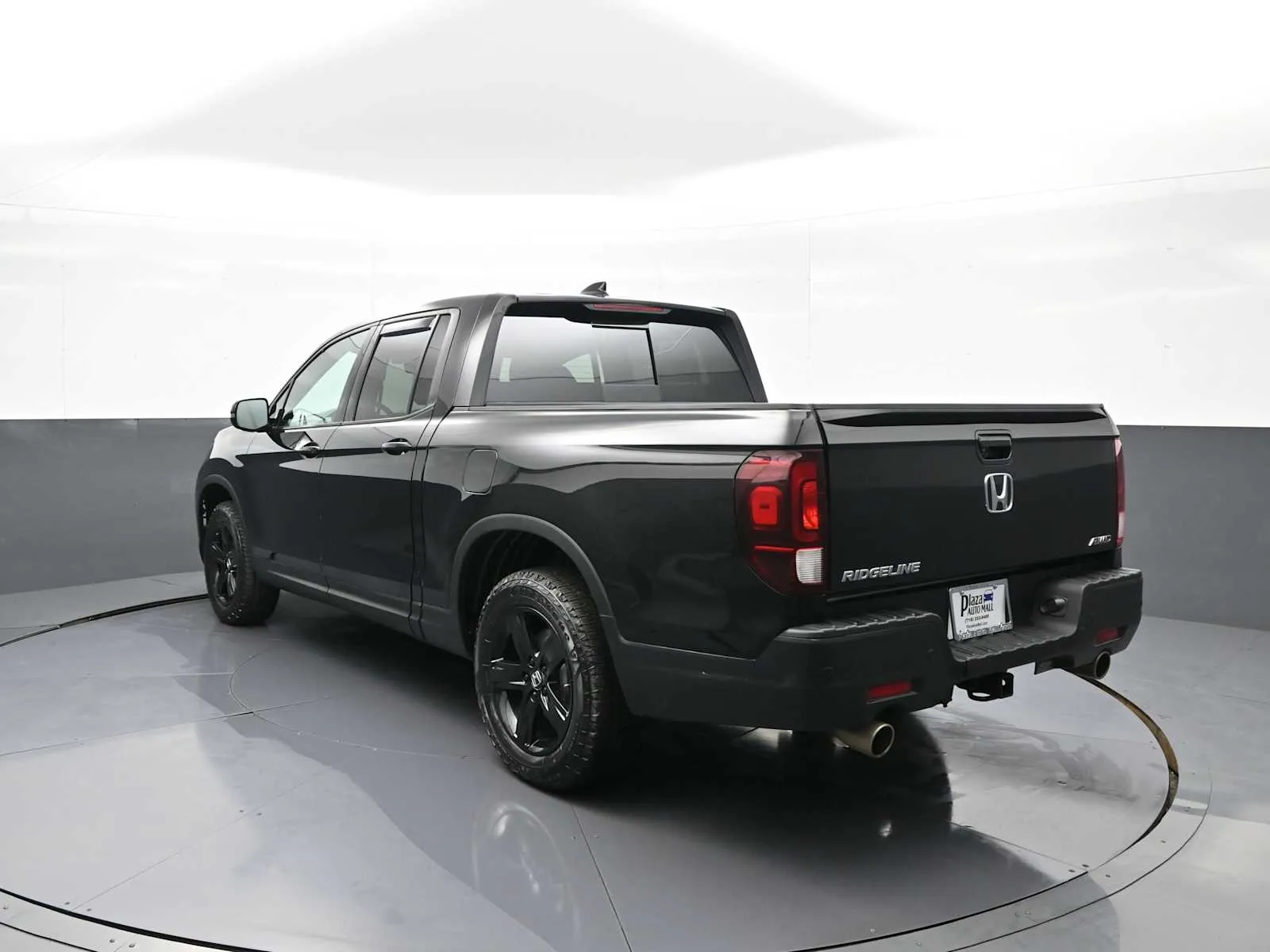 2023 Honda Ridgeline Black Edition - Photo 8