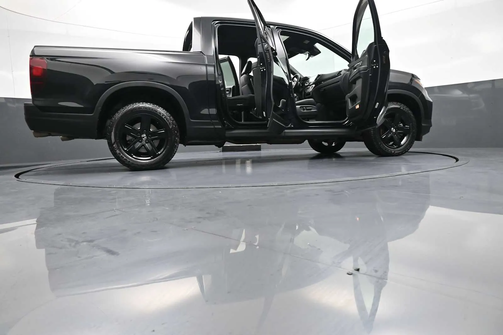 2023 Honda Ridgeline Black Edition - Photo 47