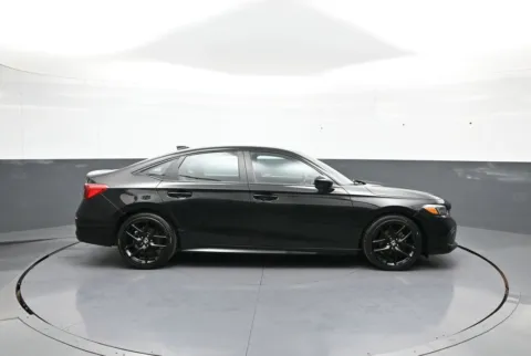 More photos of 2022 Honda Civic Sport at Plaza Honda, NY