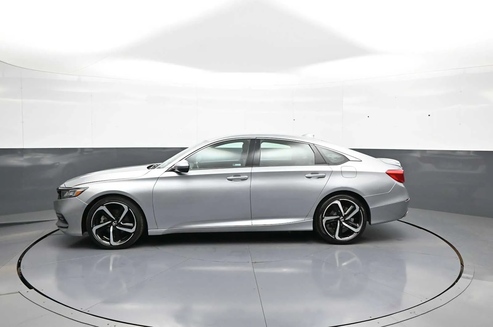 2018 Honda Accord Sport - Photo 9