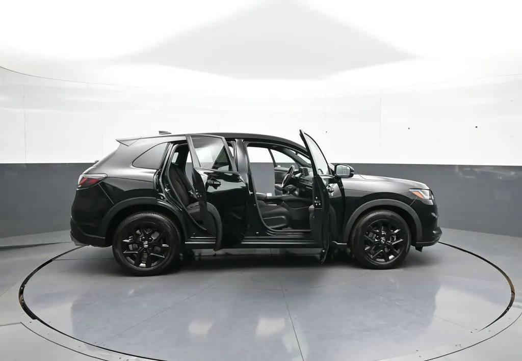 2023 Honda HR-V Sport - Photo 40