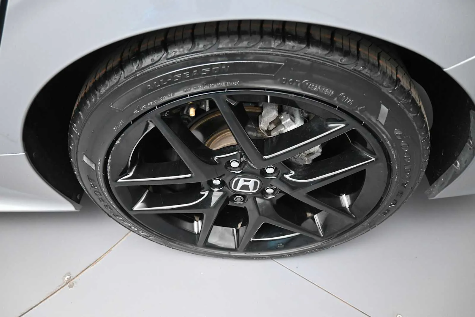 2024 Honda Civic Sport - Photo 14