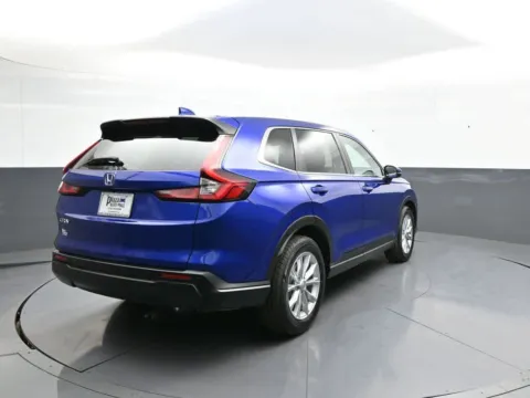 More photos of 2024 Honda CR-V EX-L at Plaza Honda, NY