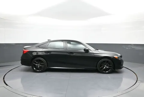 More photos of 2022 Honda Civic Sport at Plaza Honda, NY