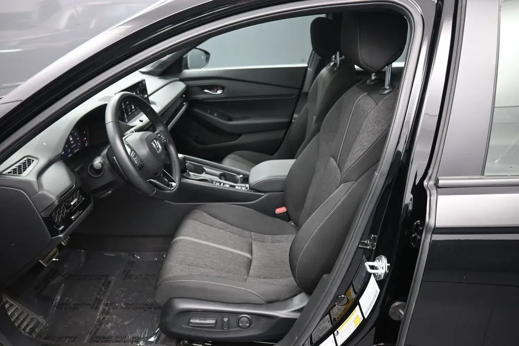 2025 Honda Accord Hybrid Sport - Photo 19